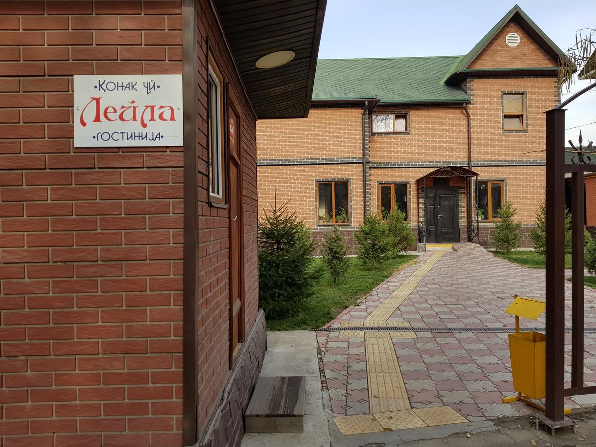 Mini Hotel Leila Алма Ата Екстериор снимка